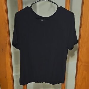 Forever 21 Classic Black Short Sleeve Top
